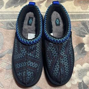 UGGS TAZZ SLIPPERS Platform